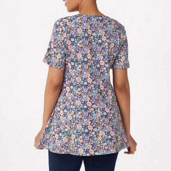 Denim & Co. Petite Printed Jersey Fit & Flare Top - Picture 2 of 2